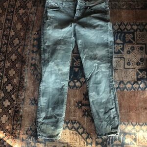 EUC NYDJ not your daughters jeans camo